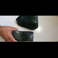 دو تکه سنگ یشم طبیعی وزن بالا