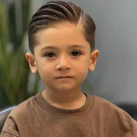 آرایشگر مردانه فقط ۵۰تومن