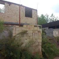 زمین با ساخت نیمه کاره..فروشی
