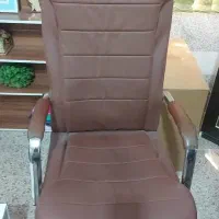 ۲ عدد صندلی چرخ دار