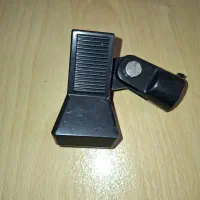 گلویی پایه میکروفون