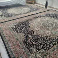 تعدادی فرش ماشینی ودست باف