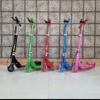 اسکوتر کودک ۳ چرخ ژله ای بدنه فلزی