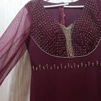 تعداد لباس مجلسی|لباس|مشهد, هفت تیر (نه دره)|دیوار