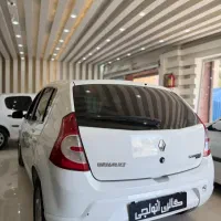 رنو ساندرو اتومات مدل۹۷|خودرو سواری و وانت|اصفهان, لاله|دیوار