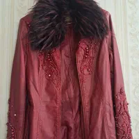 کاپشن.چرم کت چرم|لباس|طرقبه, |دیوار