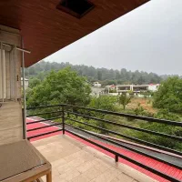 تراس-خونه-این-باشه-نما-چی-میتونه-باشه-استخرداخل