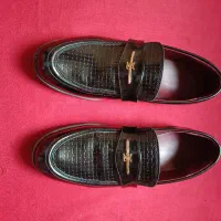 فروش فوری کفش ورنی سیاه رنگ دست دوز