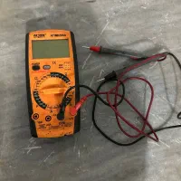 اهم متر و ابزار آلات و پیچگوشتی