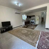 ویلا دوخوابه ۹۰ متری باتراس وحیاط،نوساز وسرسبز|اجارهٔ کوتاه‌مدت ویلا و باغ|فومن, |دیوار