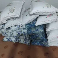 بالشت و پشتی