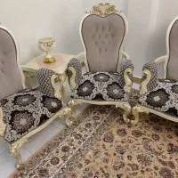 مبل کلاسیک ۷نفره میز نهارخوری ۴نفره