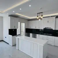 ۱۱۰متر / الهیه سندآماده / تراس سرآشپزخانه غرق نور