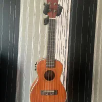 گیتار یوکوللی اوکوللی اوکو له له ukulele