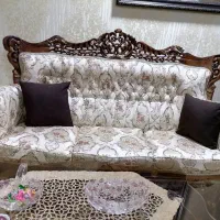 مبل ۹ نفره همراه با جلو مبلی و میز عسلی