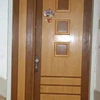 فروش فوری درب چوبی آپارتمان ابعاد ۱.۸ در ۲.۸