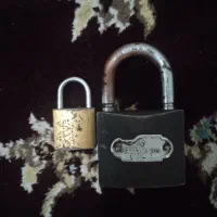 قفل کوچک بزرگ|کلکسیون اشیاء عتیقه|مشهد, پورسینا|دیوار