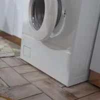 لباسشویی وجاروبرقی درحد