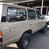 تویوتا استیشن فرماندهی 1988 مزایده