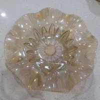 تعدادی ظروف پذیرایی