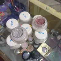 انواع وسایل ارایش به علت جمع آوری مغازه در کمیجان|آرایشی، بهداشتی، درمانی|کمیجان, |دیوار