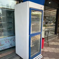 فریزر ایستاده کار کرده