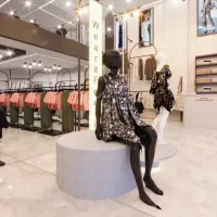 طراحی واجرای دکورهای خاص فرووشگاهی|خدمات پیشه و مهارت|همدان, |دیوار