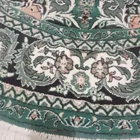 فرش گرد تمیز جنس خوب|فرش|مسجد سلیمان, |دیوار