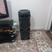 اسپیکربلوتوث وفلش خور و رمخور وکابل ومیکروفون دار