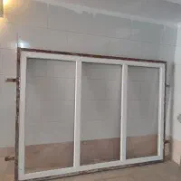 پنجره UPVCدوجداره با فرم اهنی با طول وعرض 2/20*160
