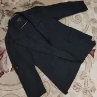 تعدادی کت زنانه|لباس|ساری, |دیوار