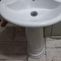 روشویی پایه دار سرامیکی دستشویی