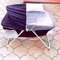 تخت و گهواره کودک