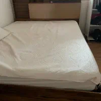 تخت دونفره همراه با تشک تخت