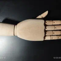 دست و آدمک طراحی چوبی|مجسمه، تندیس، ماکت|پاکدشت, پاکدشت (مامازند)|دیوار
