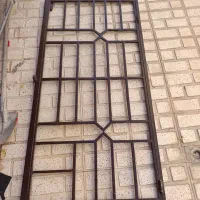 محافظ در و زیر تلوزیونی