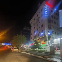 موقعیت اداری91متر براصلی سعادت آباد طبقه1 باتابلو