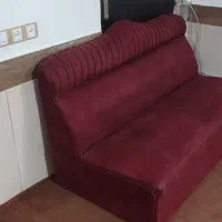 مبل سه نفره زرشکی