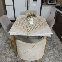 میزناهارخوری پایه فلز