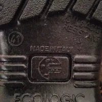 کفش کار|کیف، کفش، کمربند|اسفراین, |دیوار