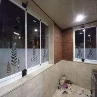 شیشه ی تاشو ریلی  بالکنی