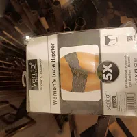 لباس زیر زنانه