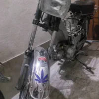 موتورسیکلت ۷۰سی سی پیشرو نقره ای