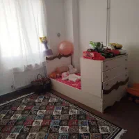 تخت بچگانع