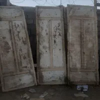 درب سه لنگه و چند عدد درب هال تمیز