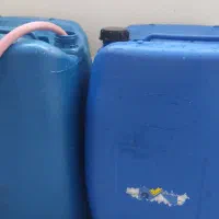 گالون بزرگ آب