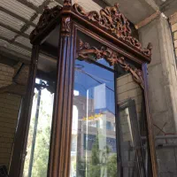 ویترین چوب گردو