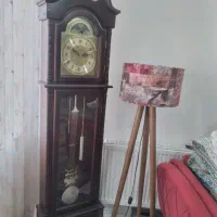 ساعت ایستاده چوبی