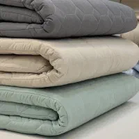 تشک خارجی برای جهیزیه و کسایی که کمر درد دارن|رختخواب، بالش، پتو|نورآباد, |دیوار