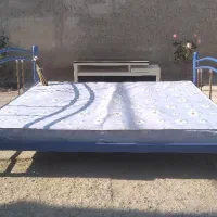 تخت دو نفره و میز تلویزیون|تشک تختخواب|ملکان, |دیوار